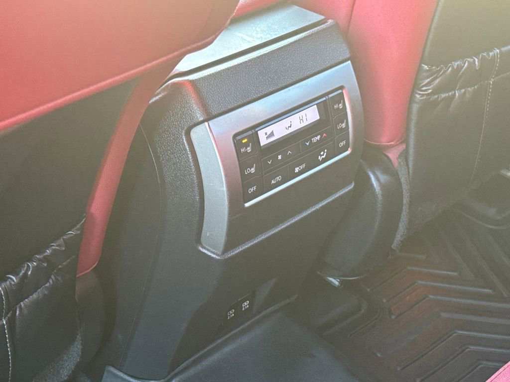 Used 2023 Lexus GX 460 Premium image 40