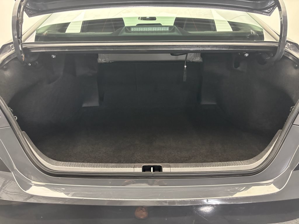 Used 2025 Toyota Camry LE FWD image 38