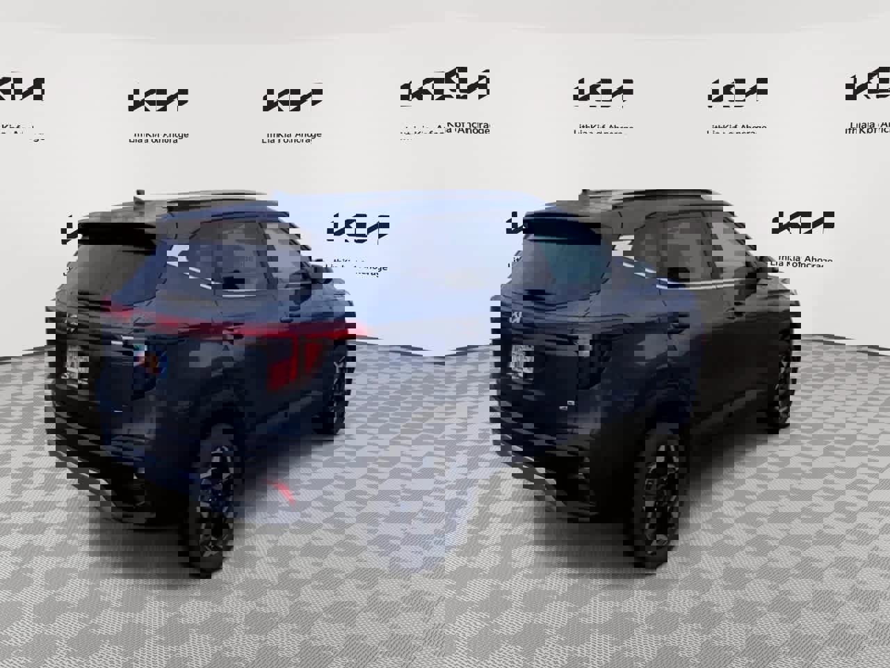 Certified 2025 Kia Seltos EX image 8