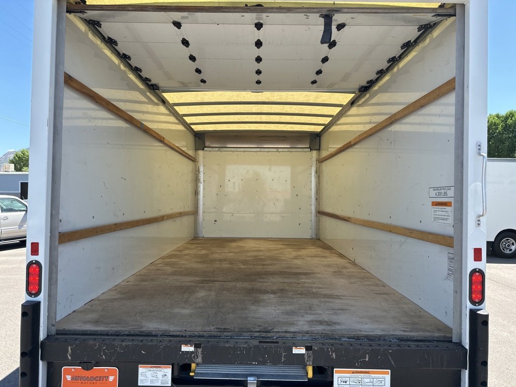 Used 2022 GMC Savana 3500 Extended w/ Power Convenience Package image 26