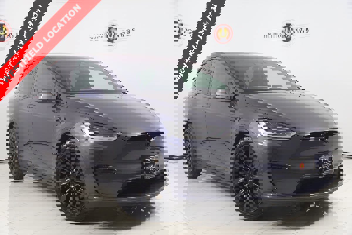 Used 2022 Tesla Model X image 1
