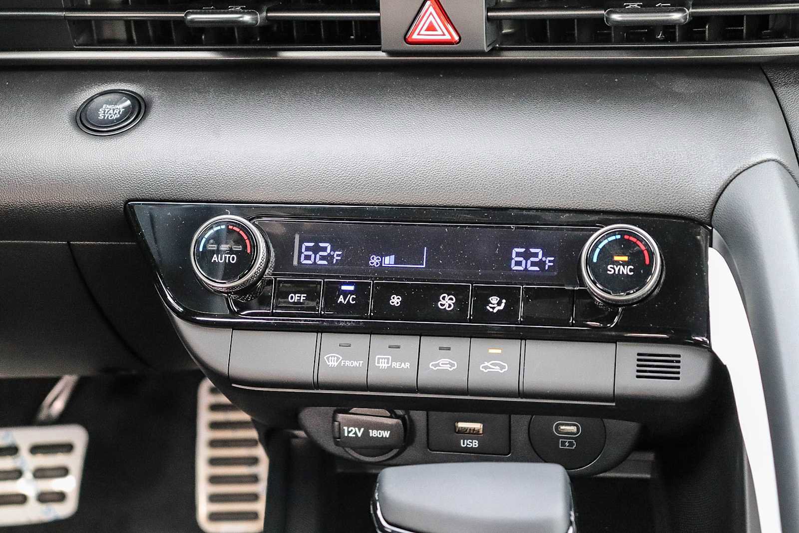 New 2025 Hyundai Elantra Sport image 17