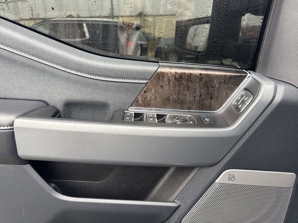 Used 2024 Ford F450 Lariat w/ FX4 Off-Road Package image 10