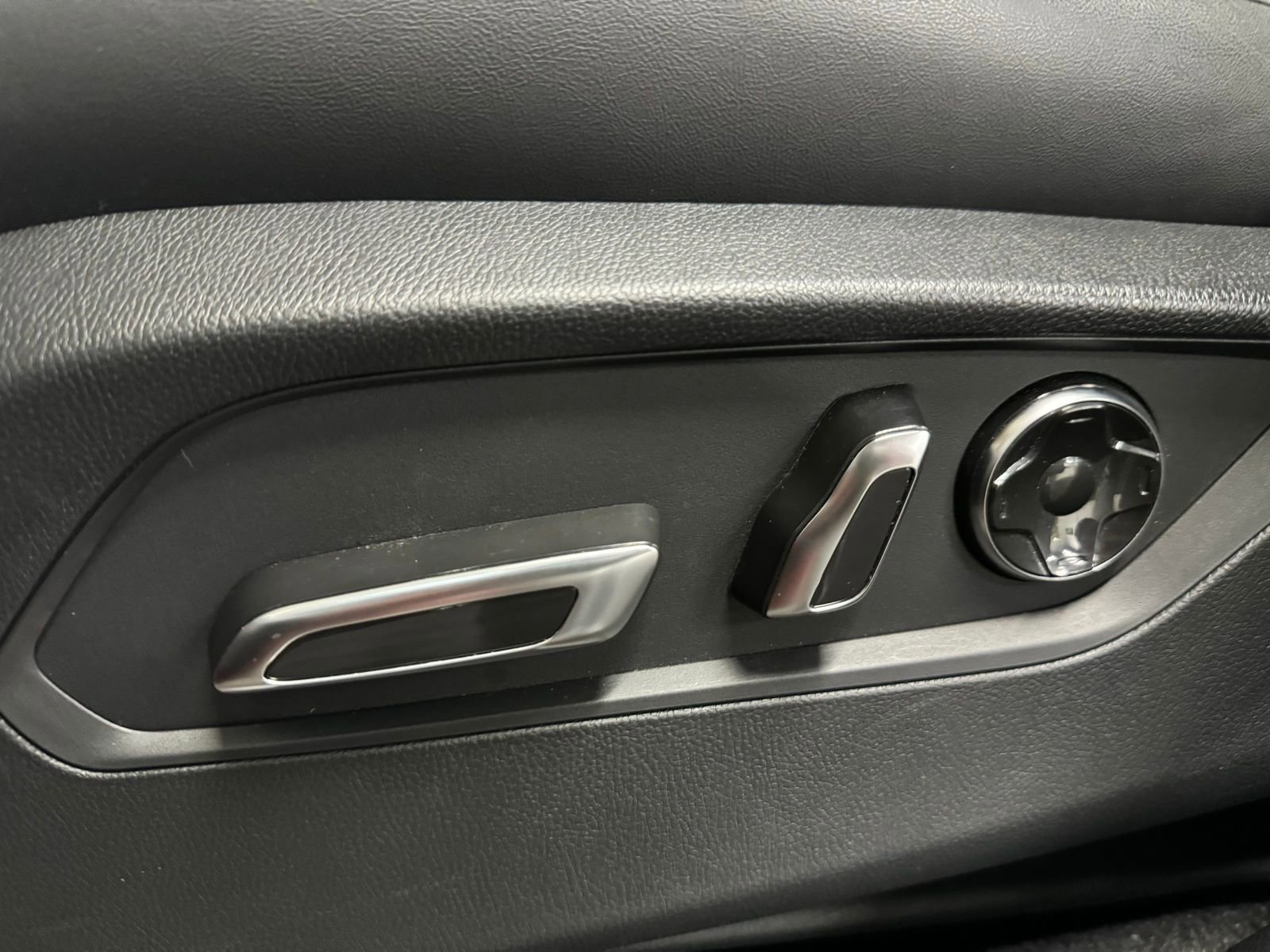 Used 2024 Acura RDX A-Spec image 23