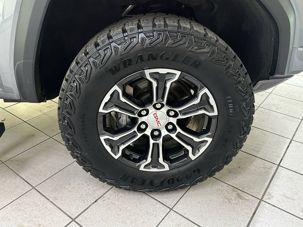 Certified 2024 GMC Canyon AT4 w/ Technology Package image 15