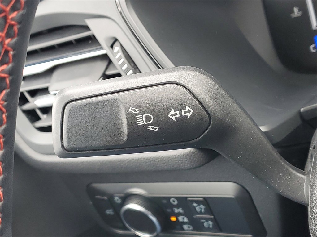 Used 2023 Ford Escape ST-Line image 19