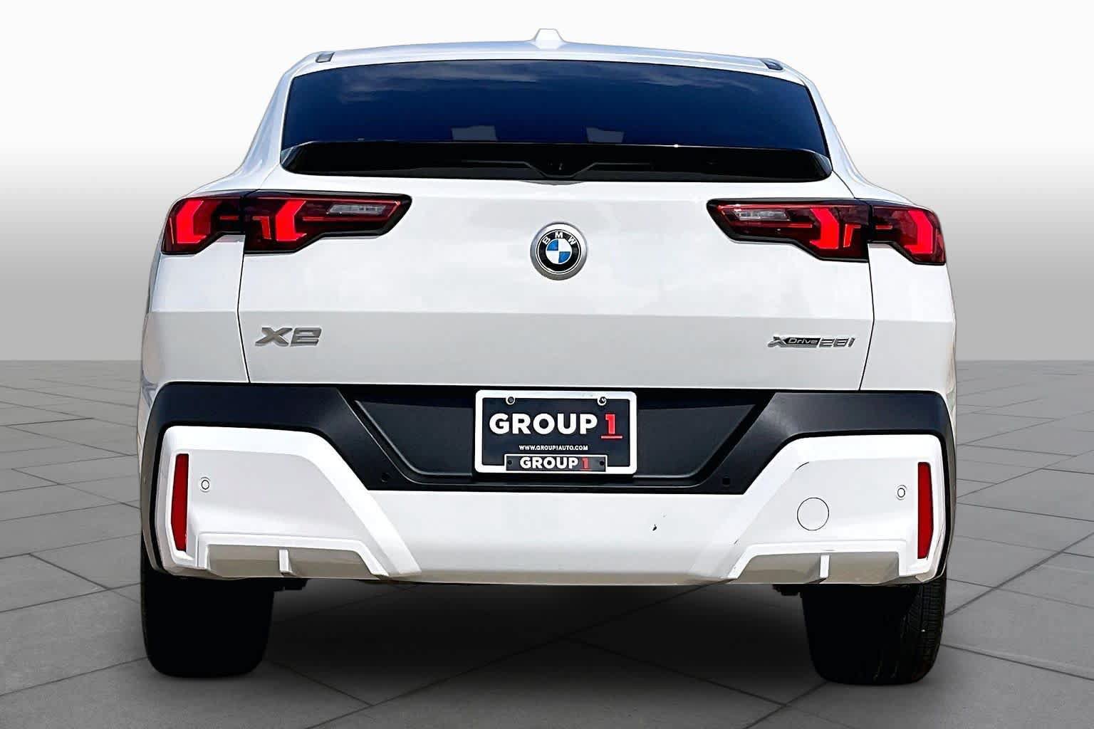 Used 2026 BMW X2 xDrive28i AWD/4WD image 5