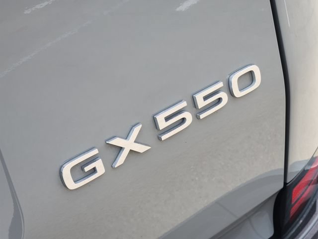 Used 2024 Lexus GX 550 w/ Accessory Package (Z1) AWD/4WD image 9