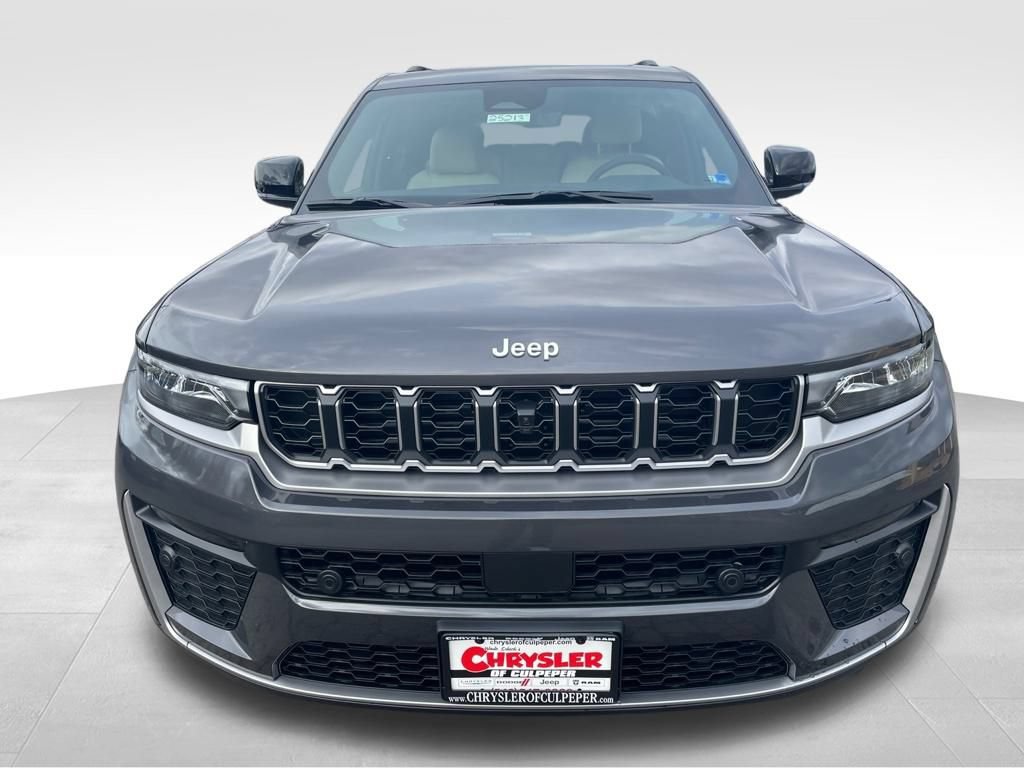 New 2026 Jeep Grand Cherokee L Limited w/ Luxury Tech Group II AWD/4WD image 23