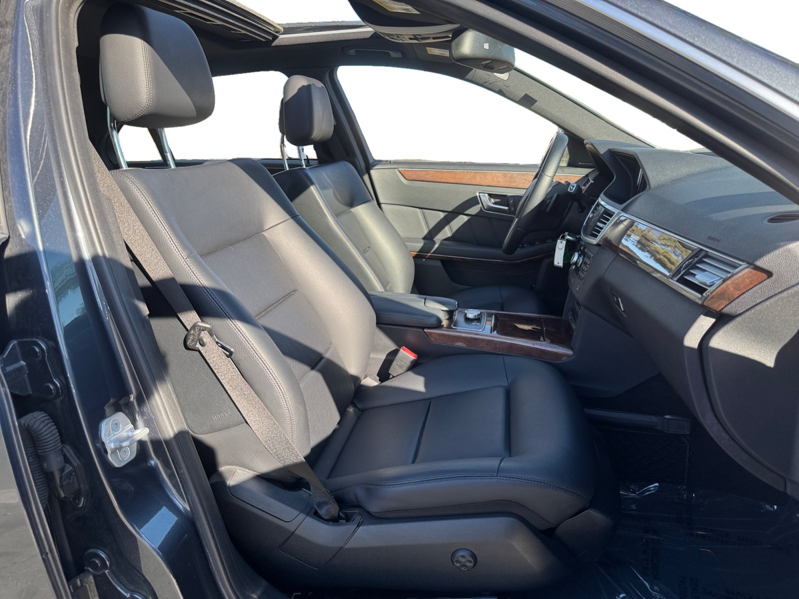 Used 2013 Mercedes-Benz E 350 4MATIC Sedan image 15