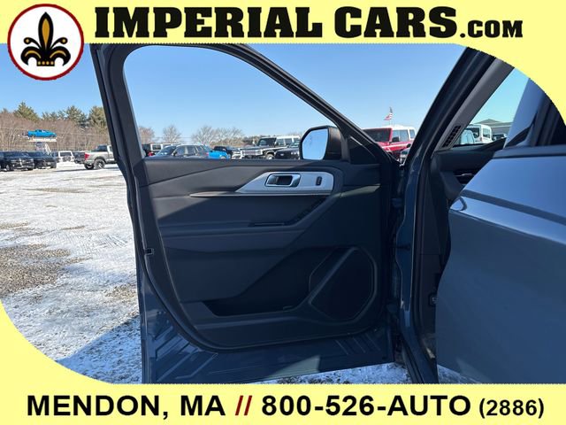 New 2026 Ford Explorer Active image 15