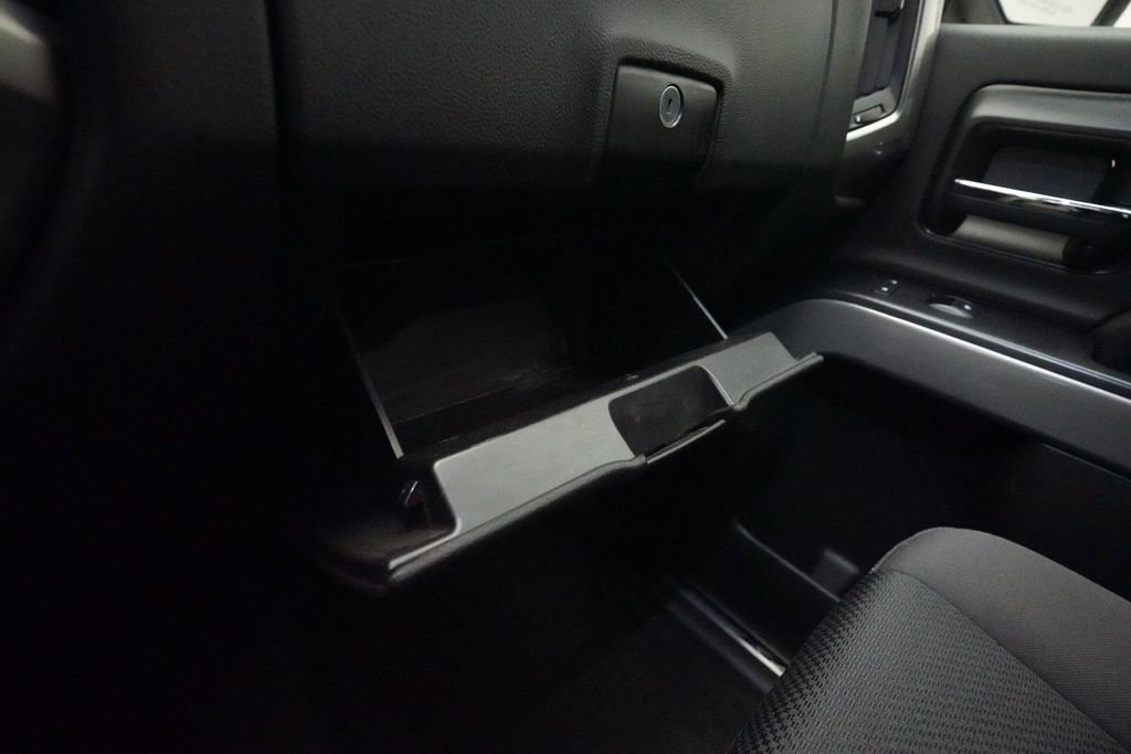 Used 2017 Chevrolet Silverado 1500 LT w/ All Star Edition image 32