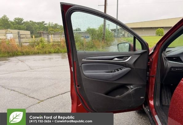 Used 2024 Buick Enclave Premium FWD image 9