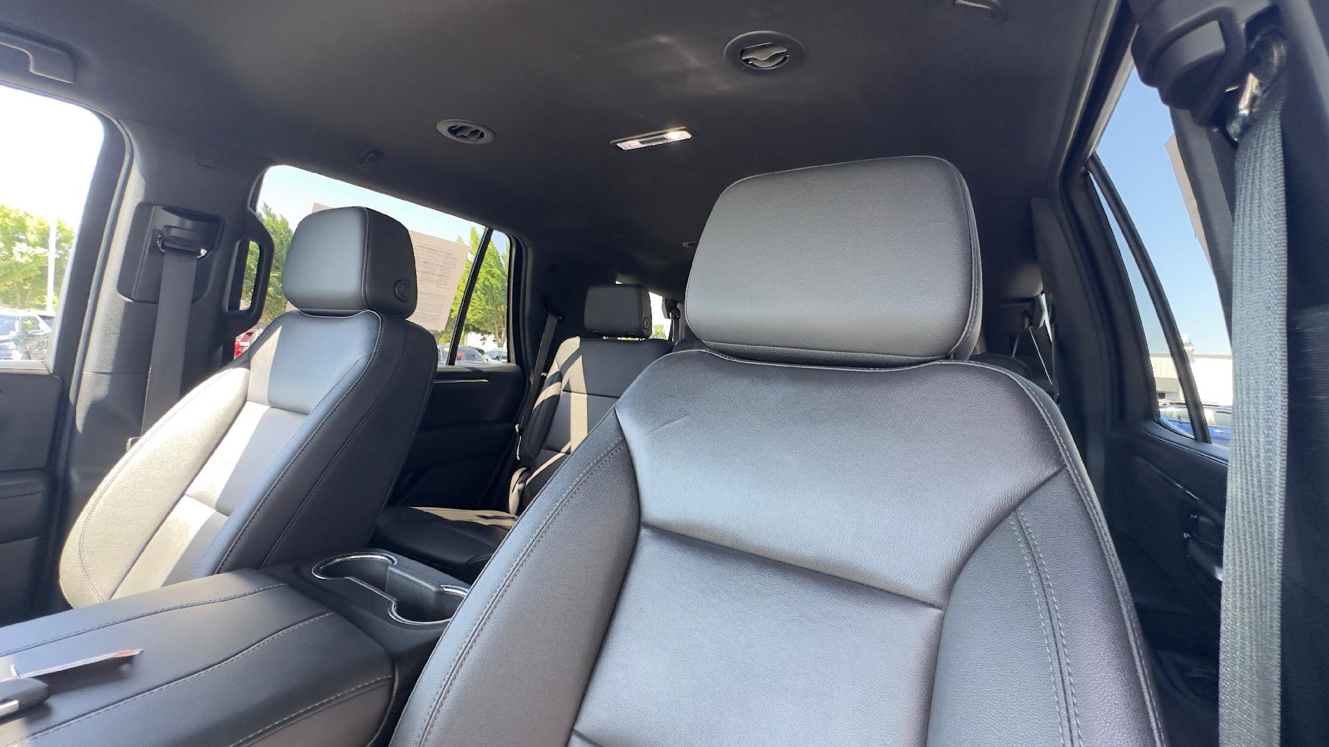 Used 2025 Chevrolet Tahoe LT AWD/4WD image 8