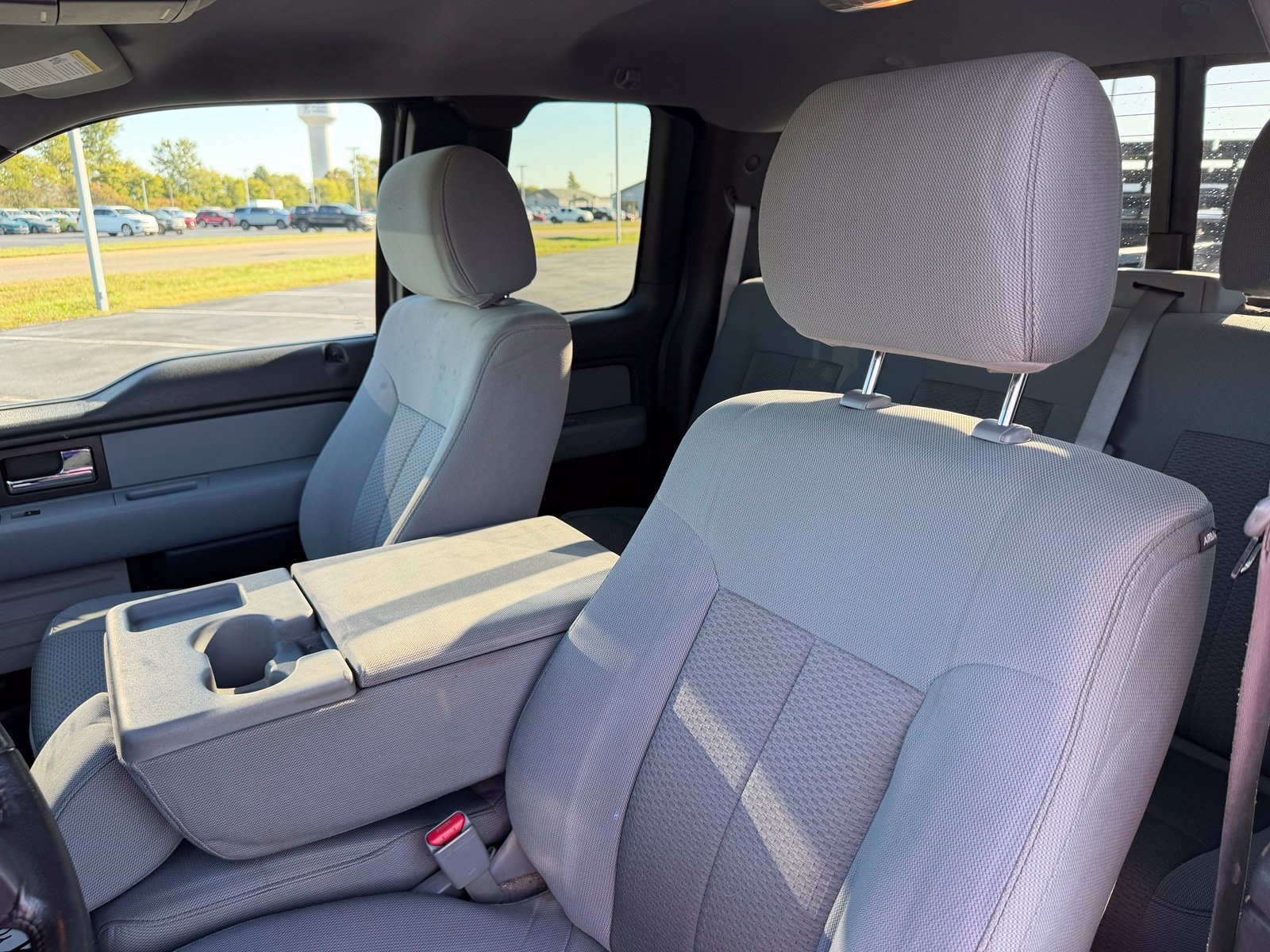 Used 2014 Ford F150 XLT w/ Equipment Group 302A Luxury AWD/4WD image 11