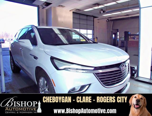 Used 2023 Buick Enclave Premium AWD/4WD image 1