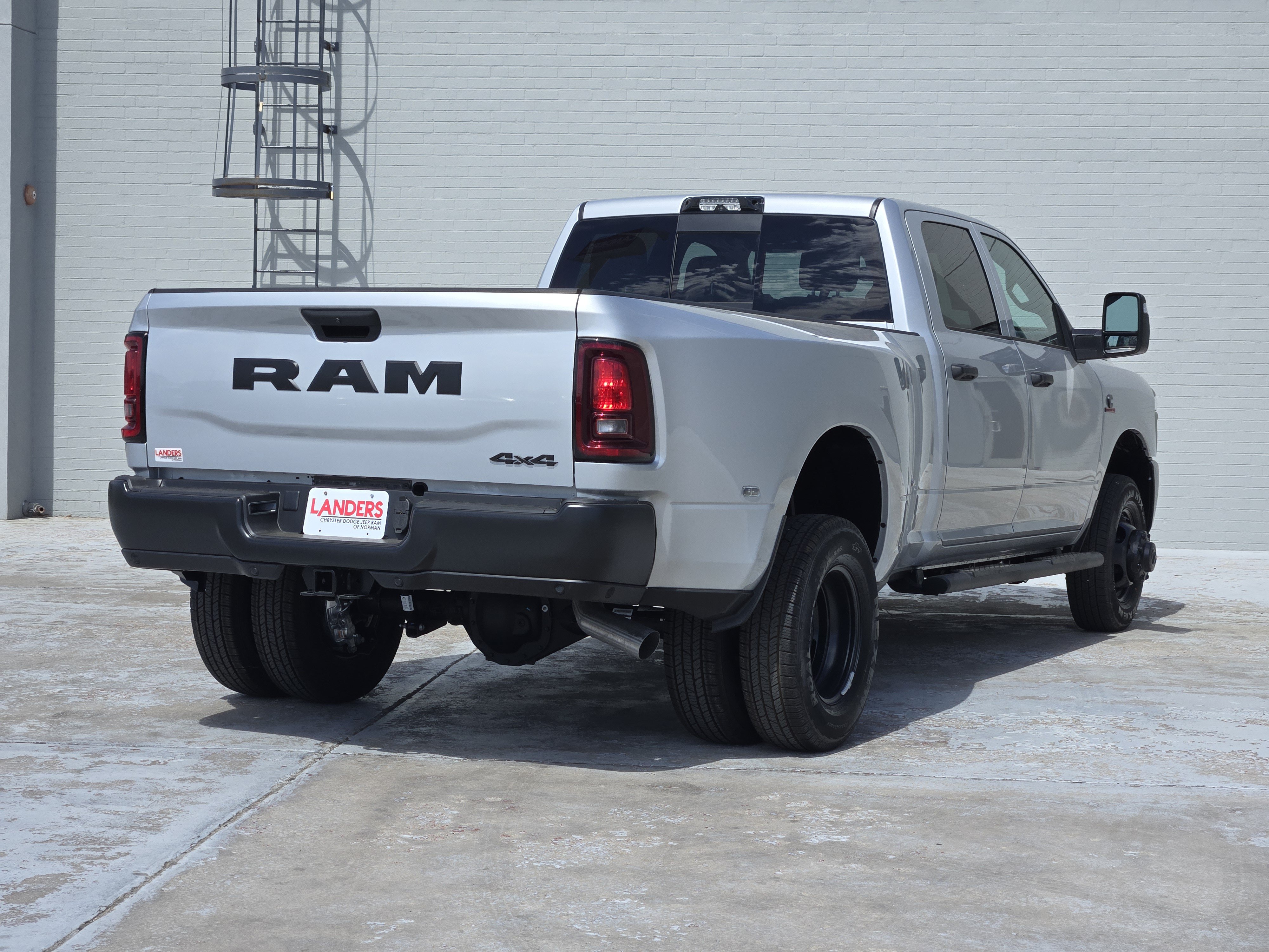 New 2026 RAM 3500 Tradesman AWD/4WD image 4