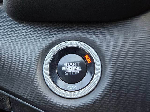 Used 2024 Jeep Grand Cherokee Altitude AWD/4WD image 17