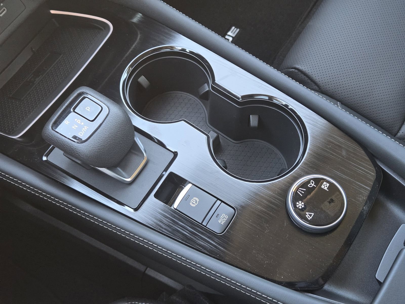 New 2026 Nissan Rogue Platinum image 18