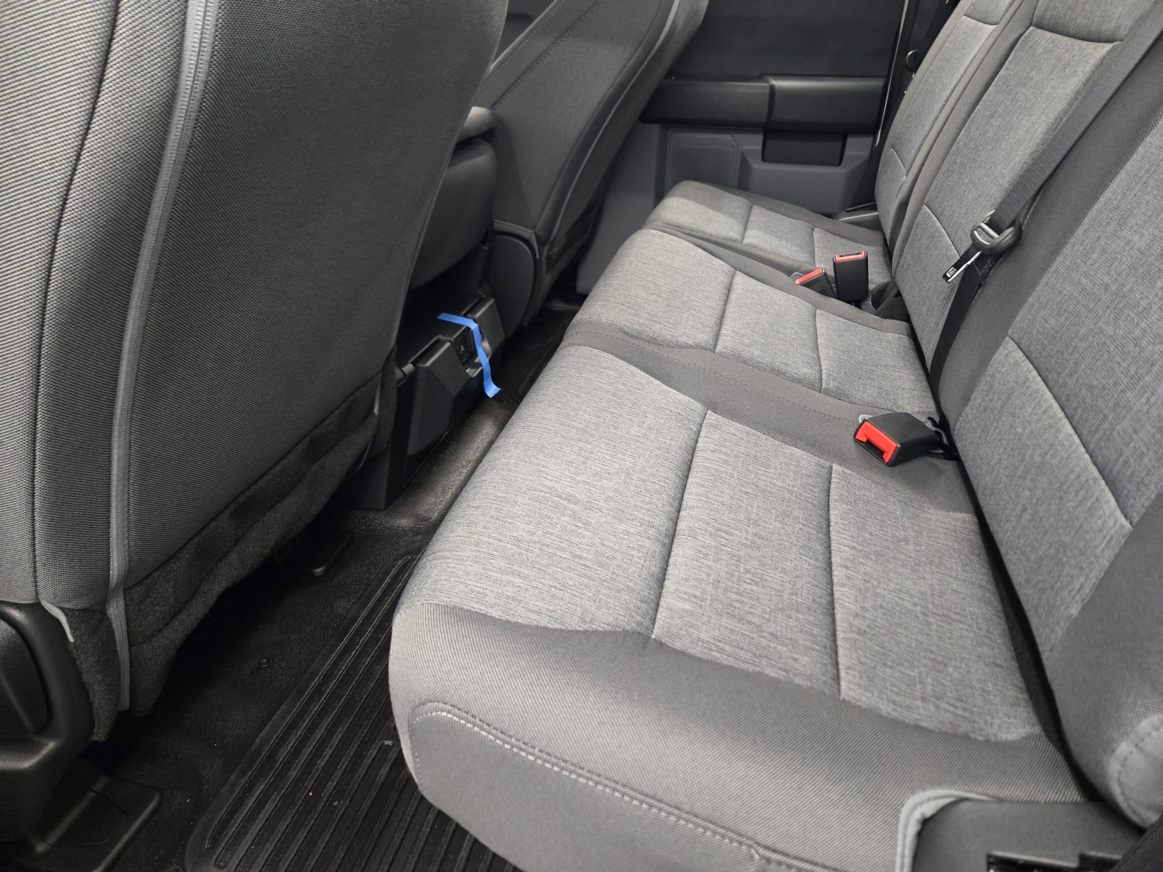 Used 2024 Ford F550 4x4 SuperCab Super Duty image 26