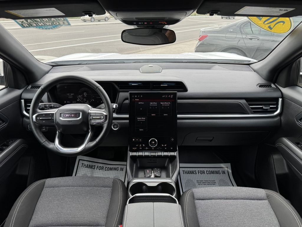 Used 2025 GMC Terrain Elevation image 17