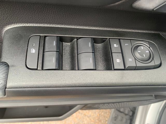 Used 2025 Toyota 4Runner 4WD image 13