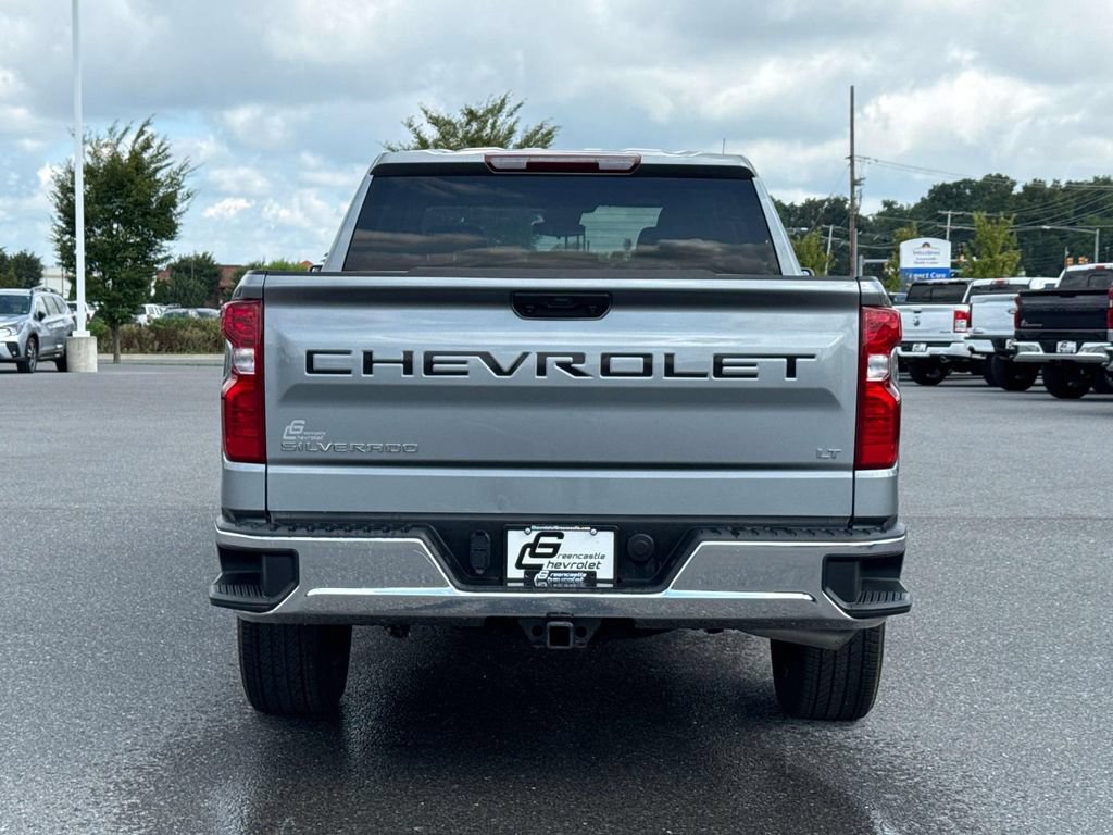 Used 2024 Chevrolet Silverado 1500 LT AWD/4WD image 4