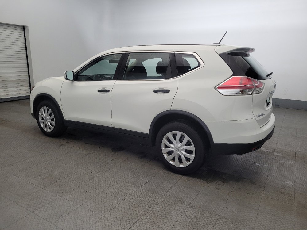 Used 2016 Nissan Rogue S image 3