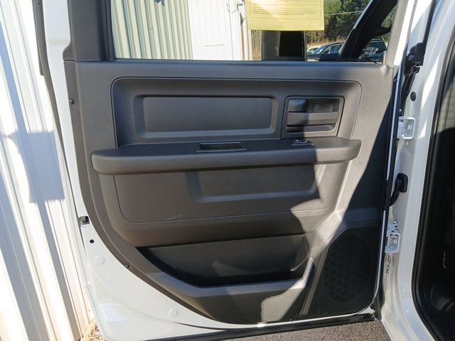 Used 2024 RAM 2500 Tradesman w/ Chrome Appearance Group image 9