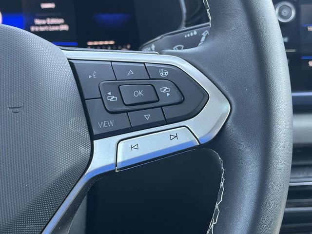 Used 2023 Volkswagen Taos SE w/ Panoramic Sunroof Package image 28