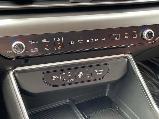 New 2026 Kia Carnival SX w/ SX Dark Edition Package FWD image 37