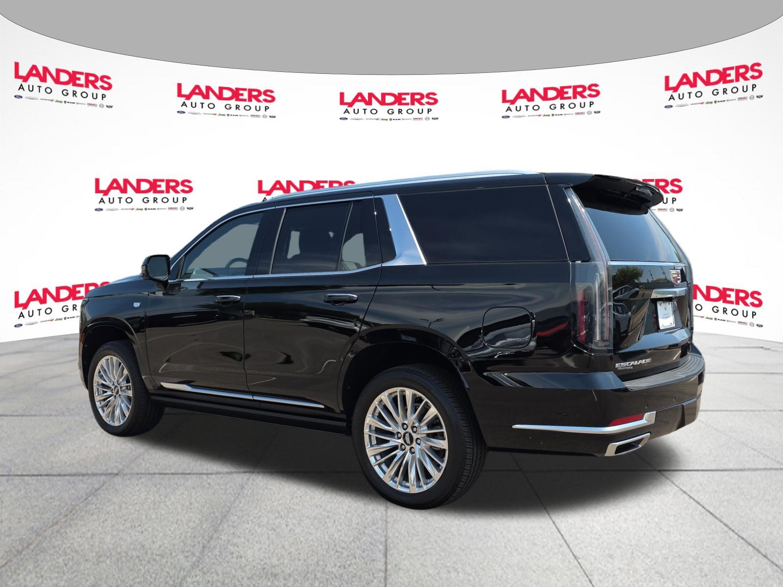 Used 2026 Cadillac Escalade Luxury w/ LPO, Floor Liner Package AWD/4WD image 5