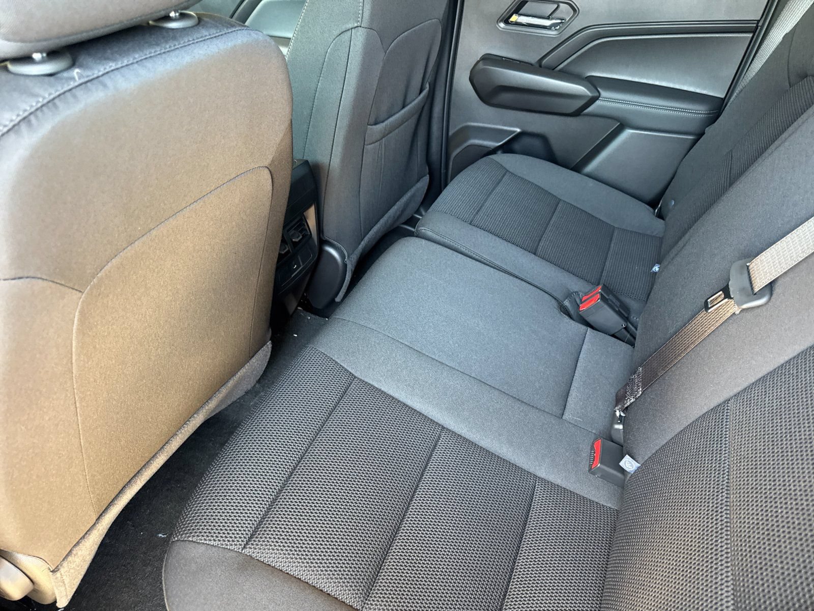 New 2026 GMC Canyon Elevation w/ Technology Package RWD image 12