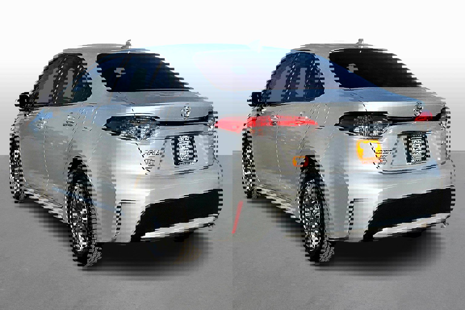 Used 2020 Toyota Corolla LE image 10