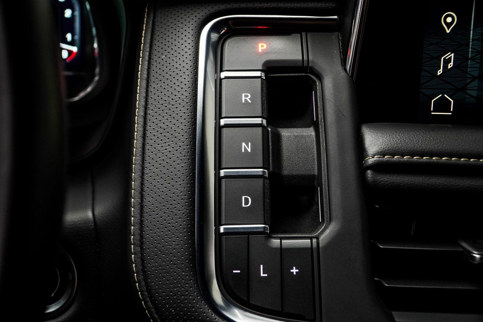 Used 2023 GMC Yukon SLT image 20