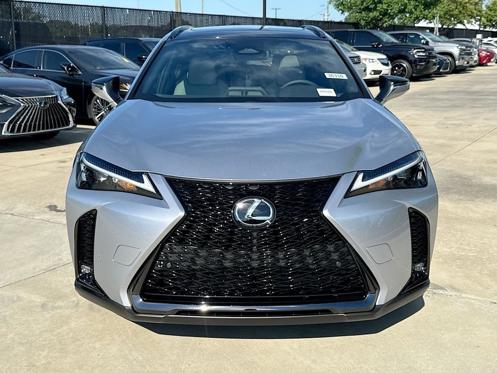 New 2026 Lexus UX 300h FWD image 4