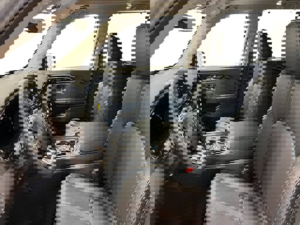 New 2025 Honda Pilot Touring image 13