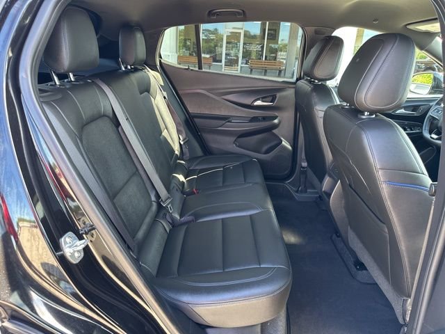 Used 2025 Buick Envista Sport Touring image 35