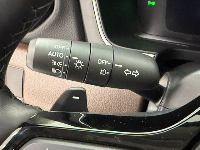 Used 2025 Honda Pilot Elite image 14