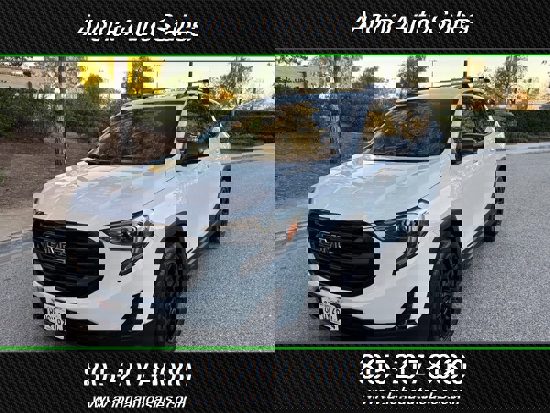 Used 2020 GMC Terrain SLE w/ Elevation Edition image 1