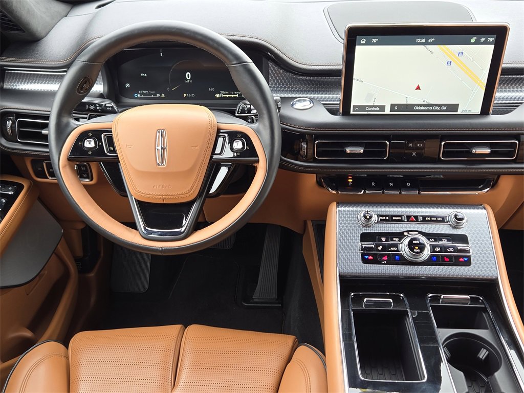 Used 2023 Lincoln Aviator Black Label w/ Class IV Trailer Tow Package image 27