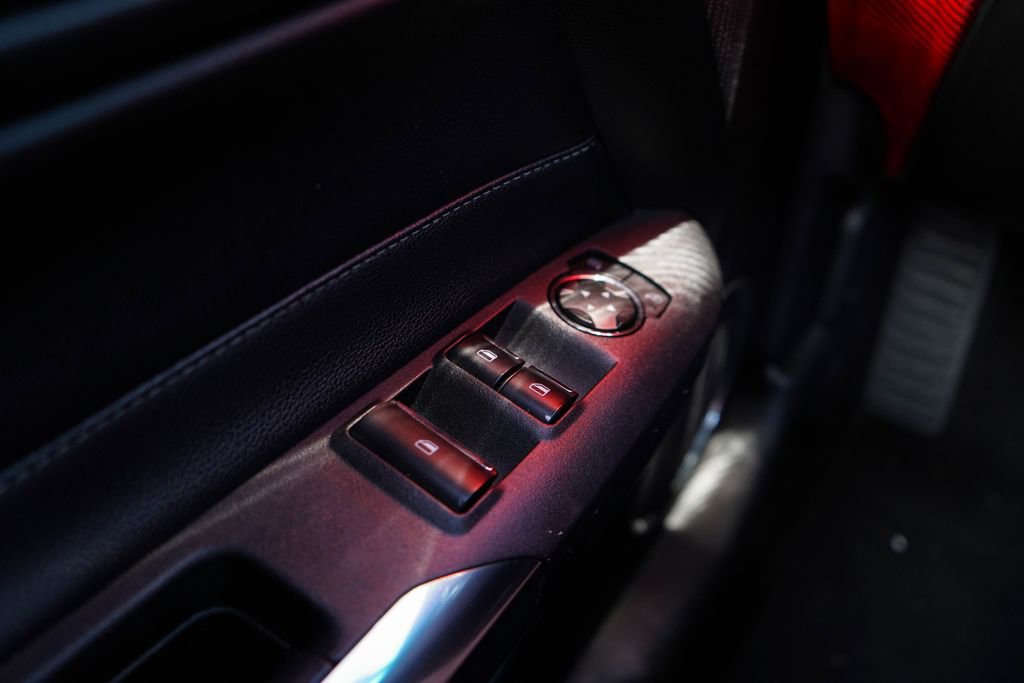 Used 2019 Ford Mustang Premium RWD image 25