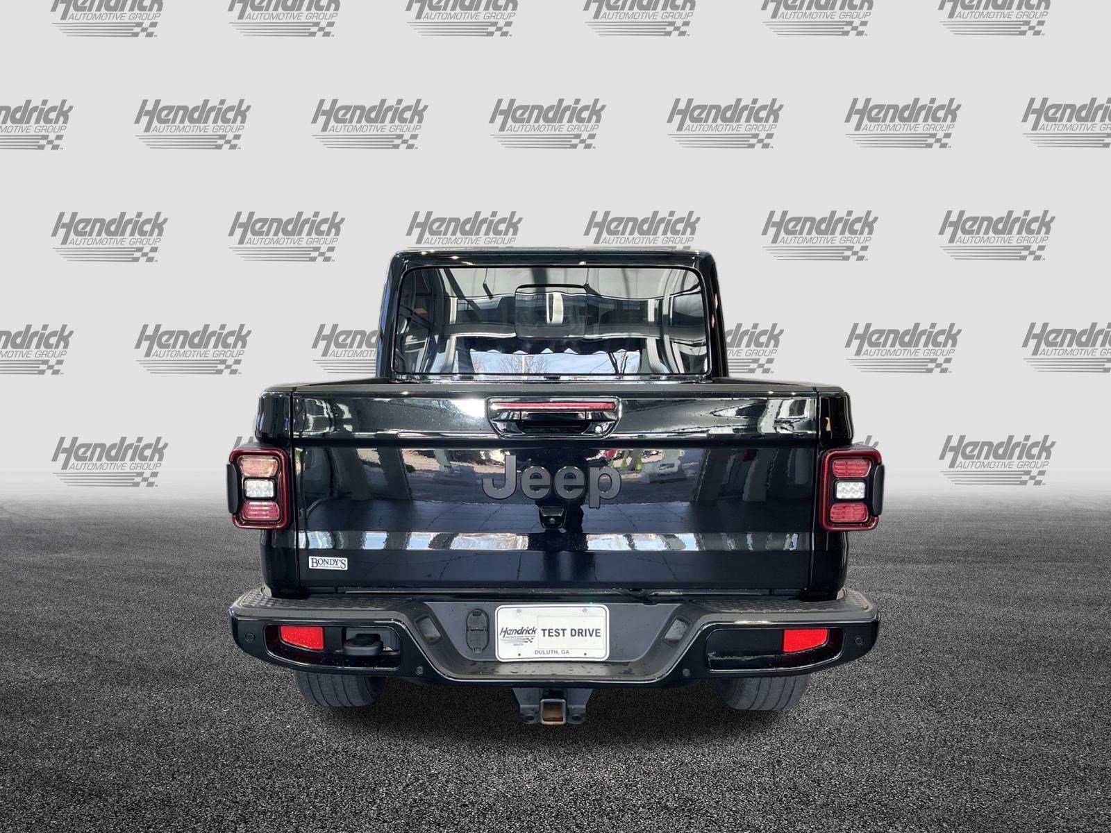 Used 2023 Jeep Gladiator Overland AWD/4WD image 9