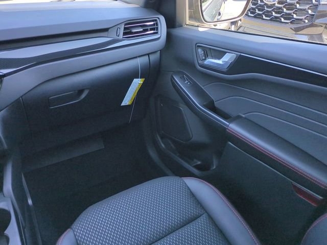 New 2026 Ford Escape ST-Line w/ Cold Weather Package image 19