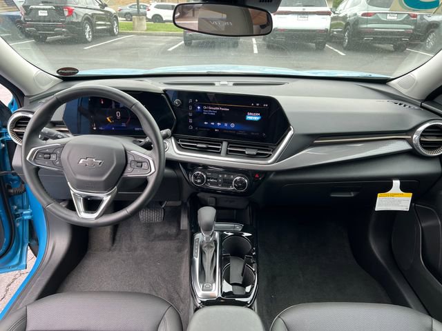 Certified 2025 Chevrolet Trax ACTIV w/ Driver Confidence Package FWD image 14