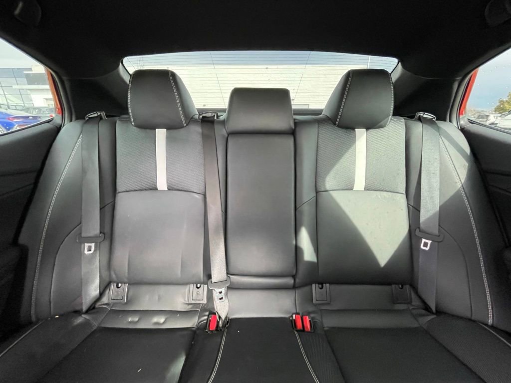 Used 2025 Toyota Camry SE w/ Convenience Package image 28