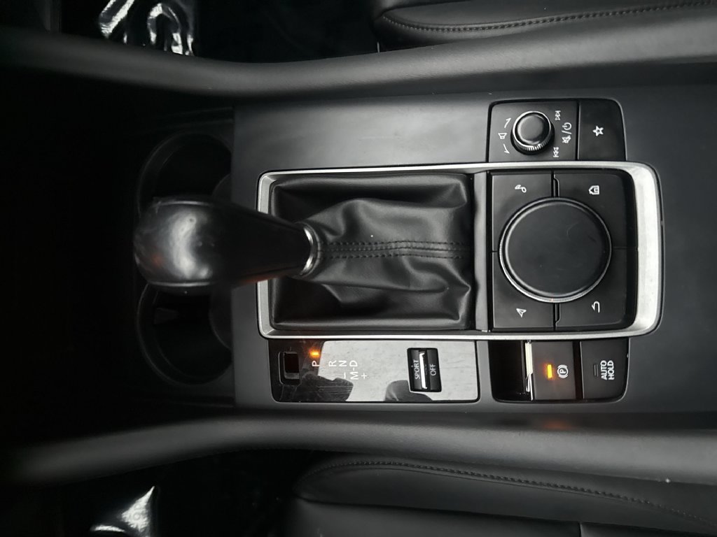 Used 2021 MAZDA MAZDA3 s FWD image 21