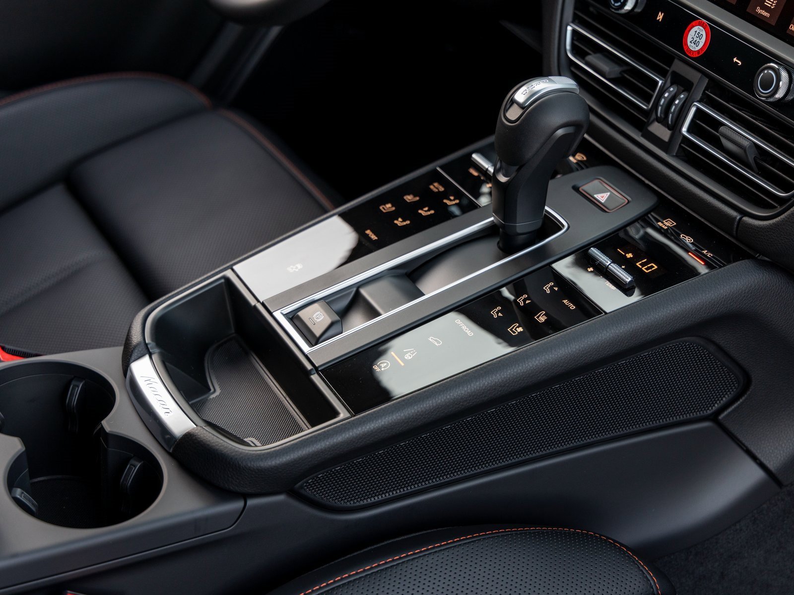 New 2026 Porsche Macan image 49