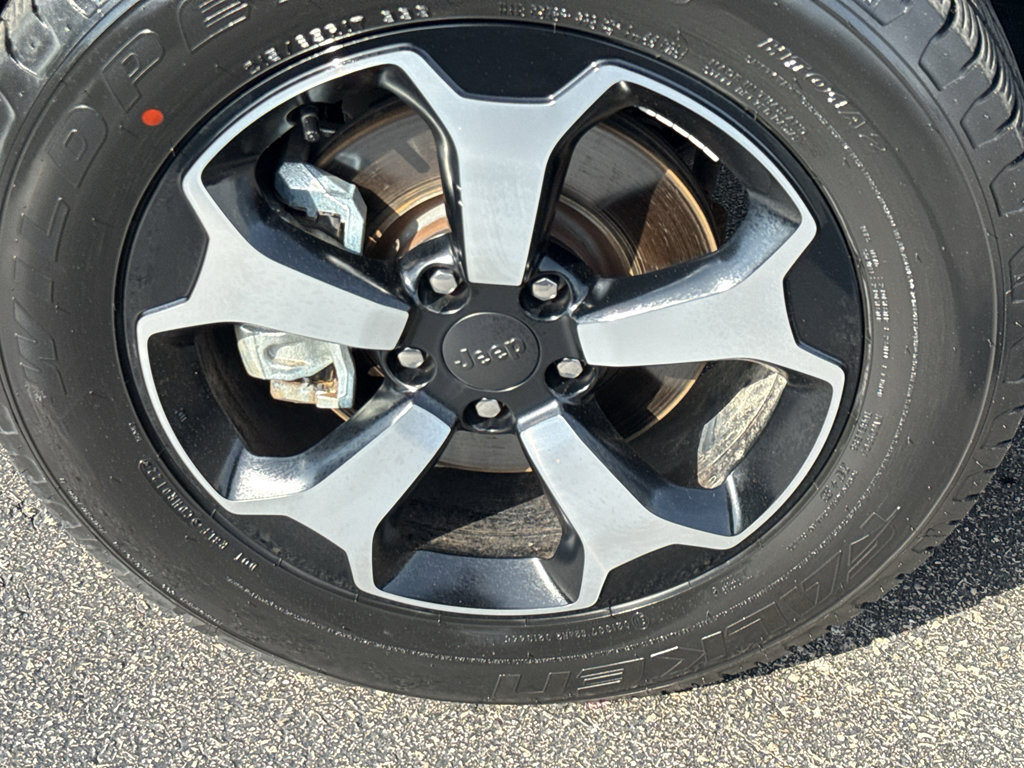 Used 2022 Jeep Renegade Trailhawk AWD/4WD image 9