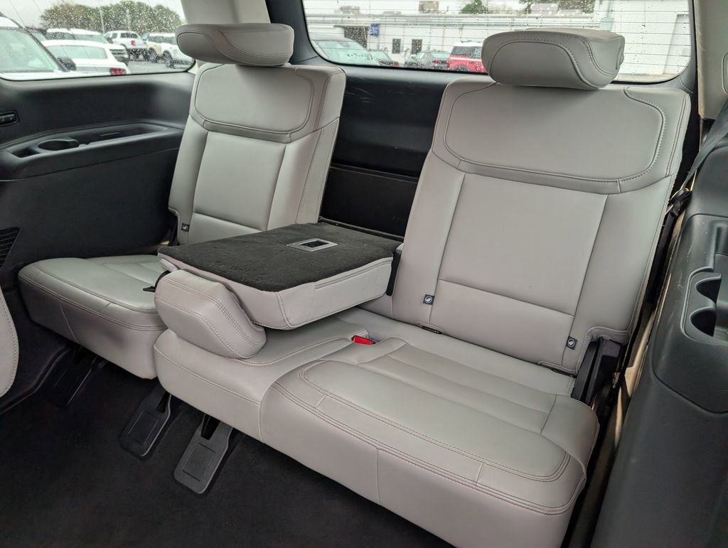 Used 2025 Ford Expedition Active image 11